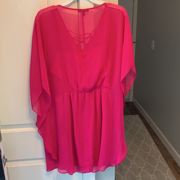 Express flutter sleeve chiffon overlay dress - Picture 3 of 3